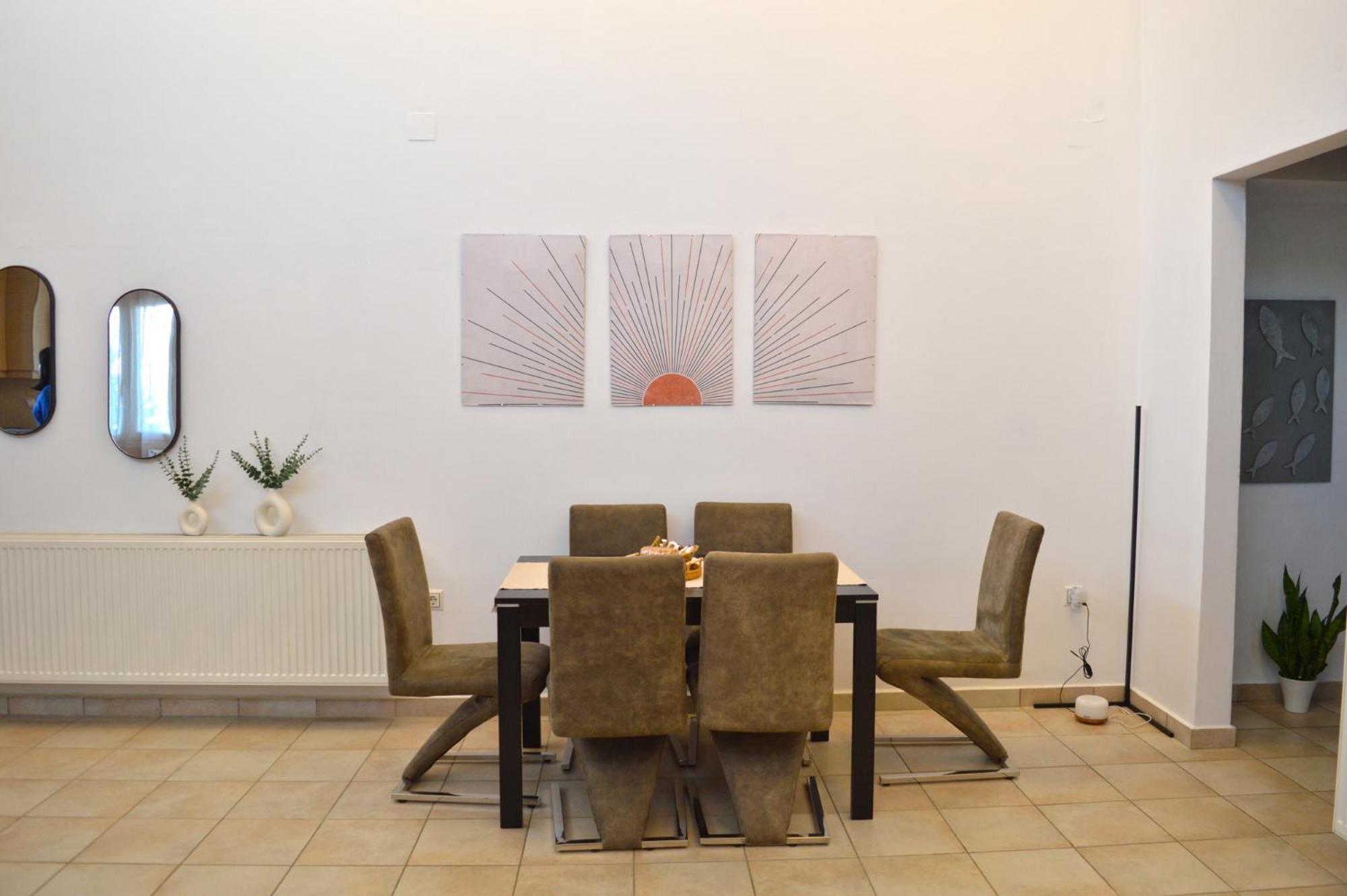 Sunshine House Apartment Ermoupoli Bagian luar foto